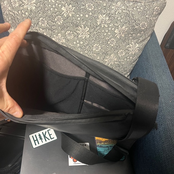 Nomatic tech bag - Picture 3 of 5